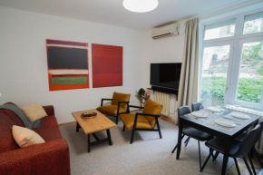 Quiet Luxury Family Apt Belgrade Fortress Center